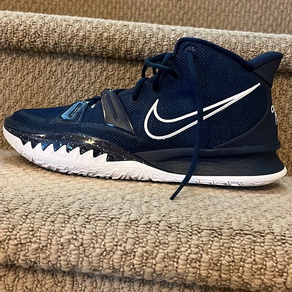 Nike Kyrie 7 Size 13 - Picture 4 of 11